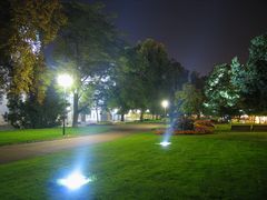 reflektory v parku