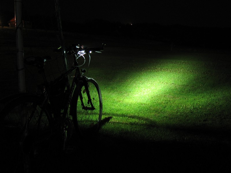 kliknutím se vrátíte zpět Luxeon III + Fraen elliptic beam